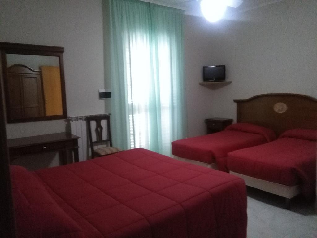 Albergo Villa Bianca سان جيوفاني روتوندو المظهر الخارجي الصورة