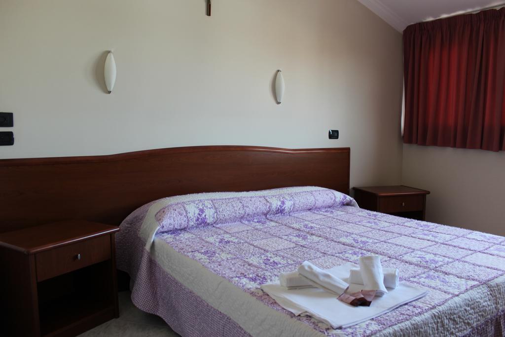 Albergo Villa Bianca سان جيوفاني روتوندو المظهر الخارجي الصورة
