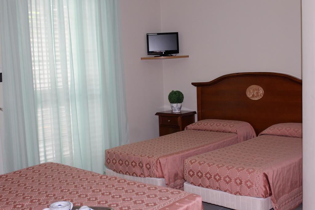 Albergo Villa Bianca سان جيوفاني روتوندو المظهر الخارجي الصورة